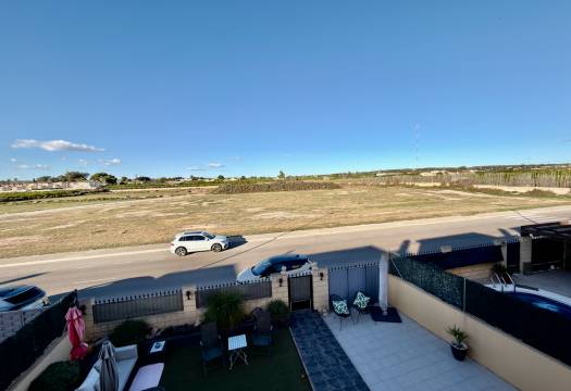 Resale - Villa - Guardamar del Segura - El Raso
