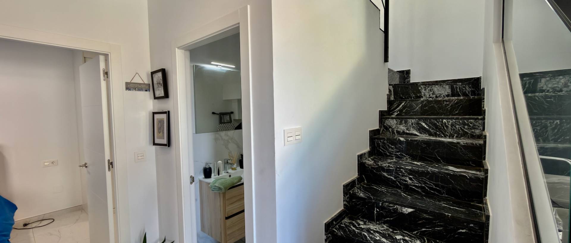 Reventa - Villa / Chalet - Los Montesinos - La Herrada