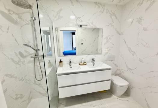 Reventa - Villa / Chalet - Los Montesinos - La Herrada