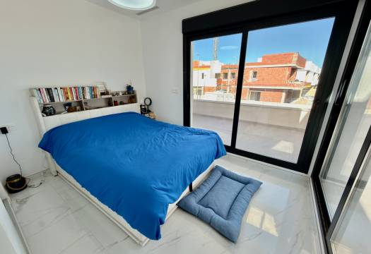 Reventa - Villa / Chalet - Los Montesinos - La Herrada