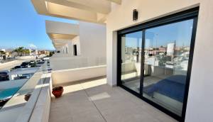 Reventa - Villa / Chalet - Los Montesinos - La Herrada