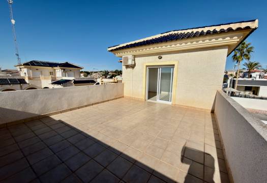 Resale - Villa - Ciudad Quesada