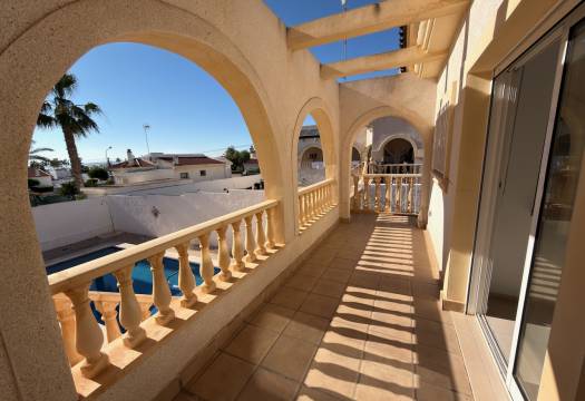 Resale - Villa - Ciudad Quesada