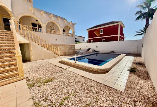 Resale - Villa - Ciudad Quesada