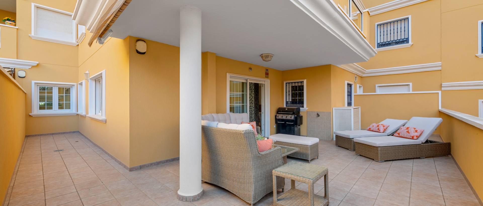 Resale - Apartment - Cabo Roig