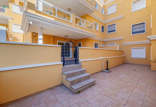 Resale - Apartment - Cabo Roig