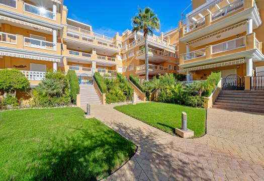 Resale - Apartment - Cabo Roig