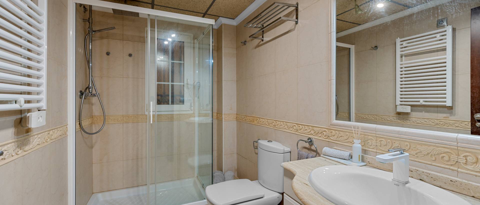 Resale - Apartment - Cabo Roig