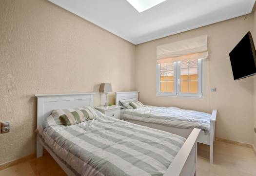 Resale - Apartment - Cabo Roig