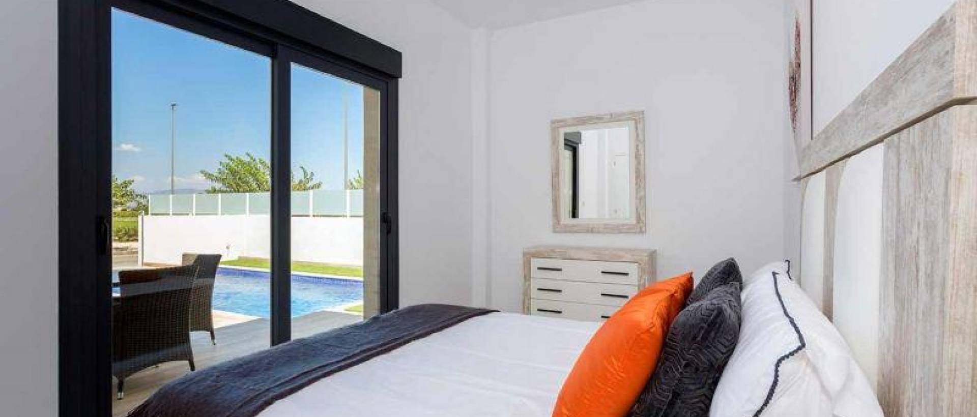 New - Townhouse - Daya Nueva - Centro