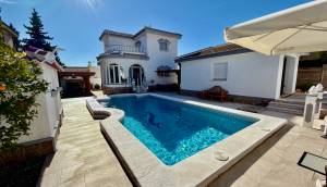 Resale - Villa - Ciudad Quesada