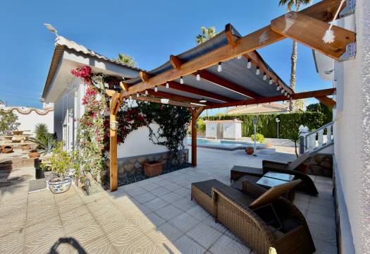 Resale - Villa - Ciudad Quesada