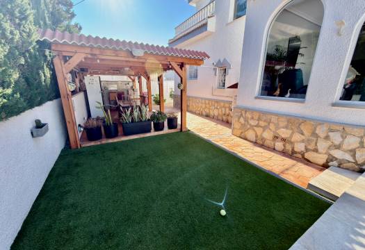 Resale - Villa - Ciudad Quesada
