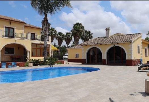 Reventa - Villa / Chalet - Orihuela