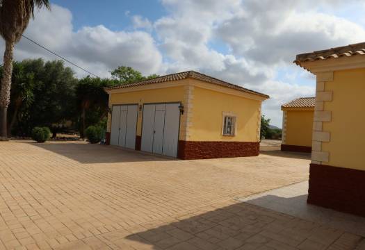 Reventa - Villa / Chalet - Orihuela