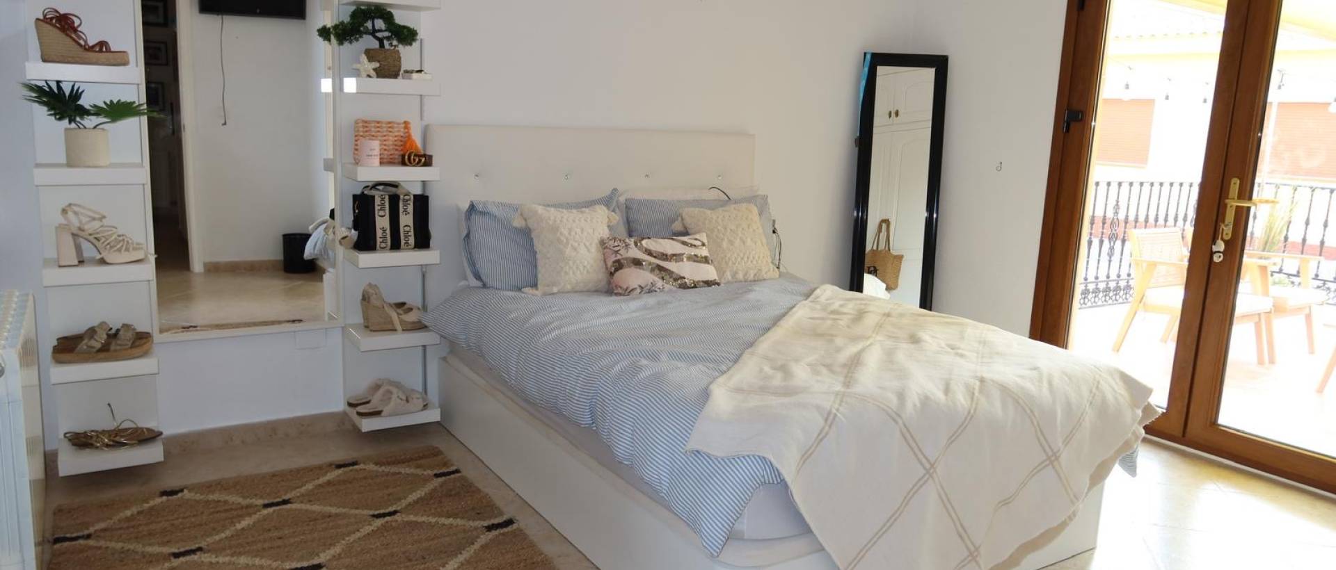 Reventa - Villa / Chalet - Orihuela