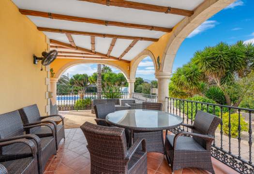 Resale - Finca / Country Property - Orihuela