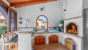 Resale - Finca / Country Property - Orihuela