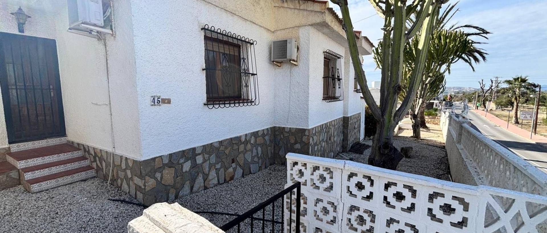 Reventa - Villa / Chalet - Ciudad Quesada - CENTRO