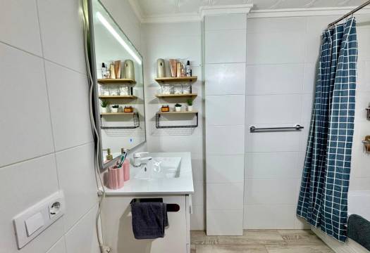 Resale - Apartment - Almoradí