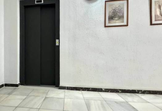 Resale - Apartment - Almoradí