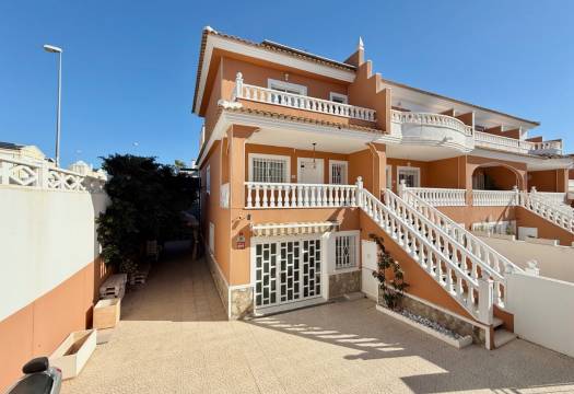 Villa / Chalet · Reventa · Ciudad Quesada · Doña Pepa