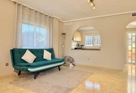 Reventa - Villa / Chalet - Ciudad Quesada - Doña Pepa