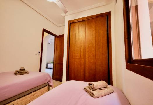 Reventa - Apartmento - Torrevieja - Aguas Nuevas