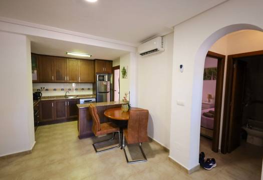 Reventa - Apartmento - Torrevieja - Aguas Nuevas