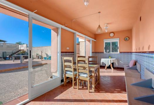 Resale - Finca / Country Property - Los Montesinos