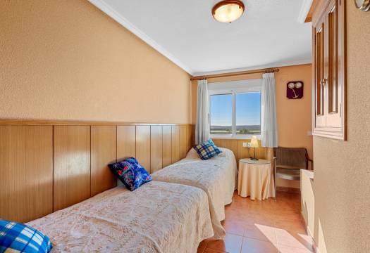 Resale - Finca / Country Property - Los Montesinos