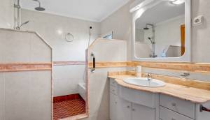 Resale - Finca / Country Property - Los Montesinos