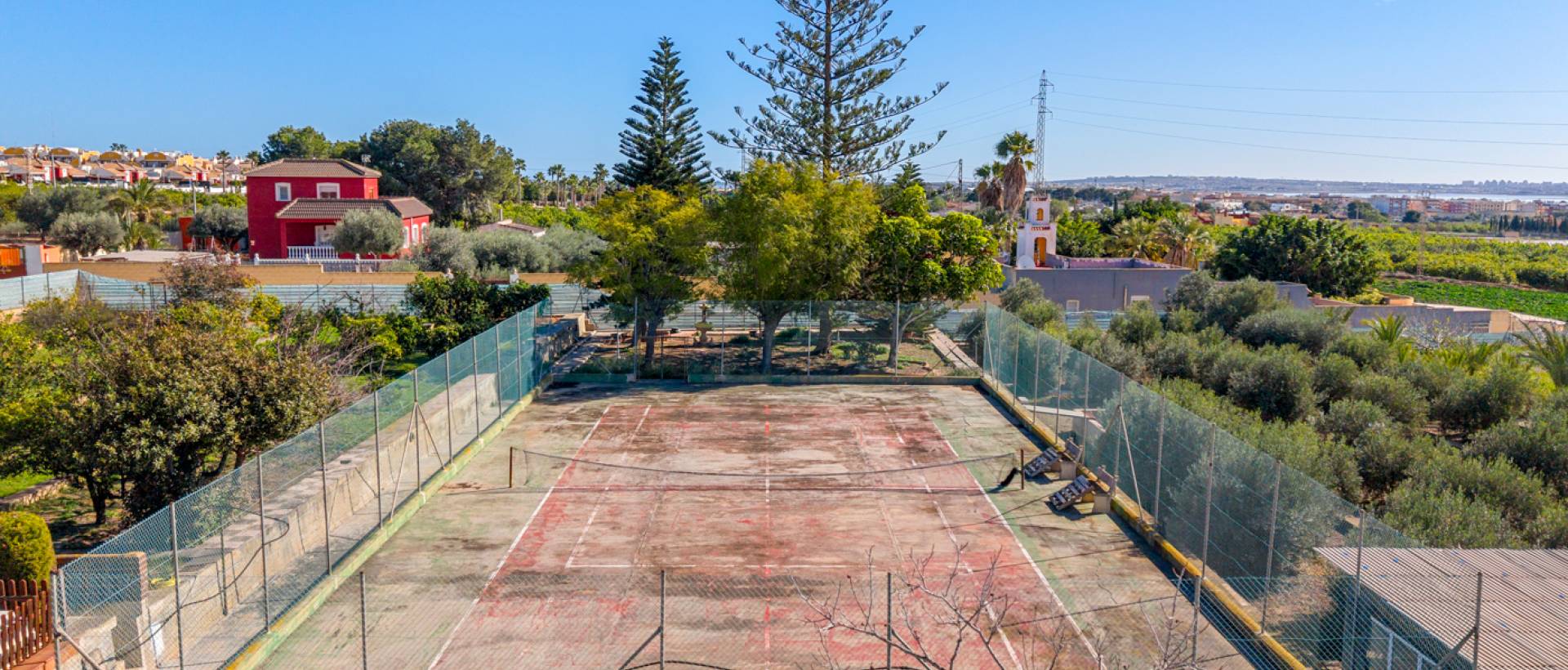 Resale - Finca / Country Property - Los Montesinos