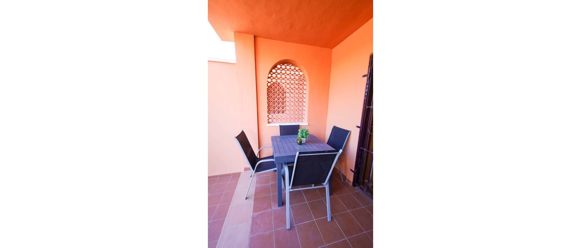 Resale - Apartment - Torrevieja - Aguas Nuevas