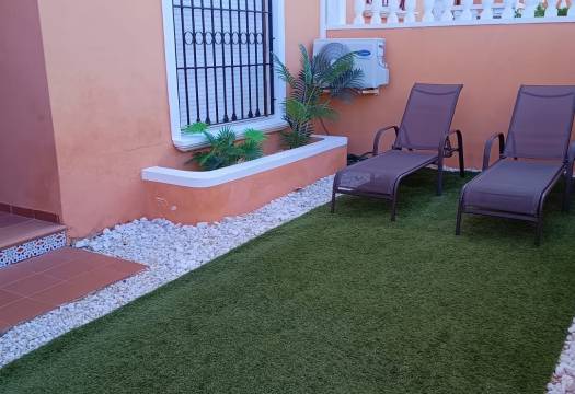 Resale - Apartment - Torrevieja - Aguas Nuevas