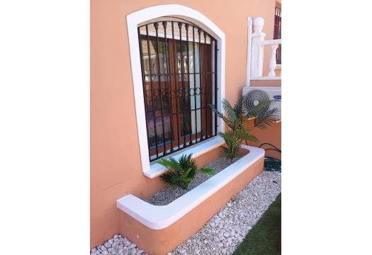 Resale - Apartment - Torrevieja - Aguas Nuevas