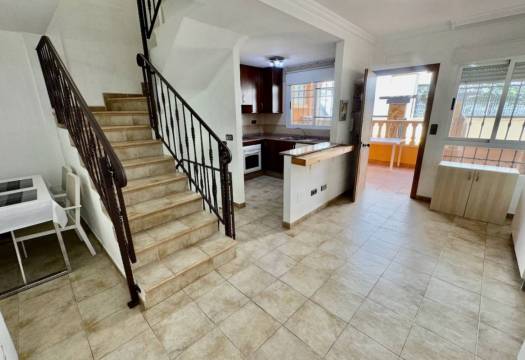 Reventa - Villa / Chalet - Guardamar del Segura - Urbanizaciones