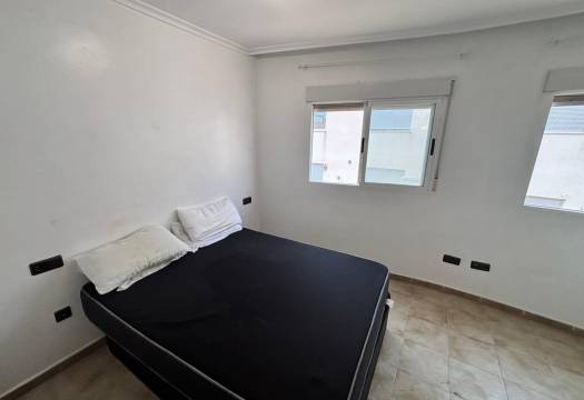 Reventa - Villa / Chalet - Guardamar del Segura - Urbanizaciones