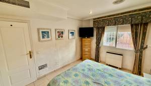 Resale - Villa - Benferri