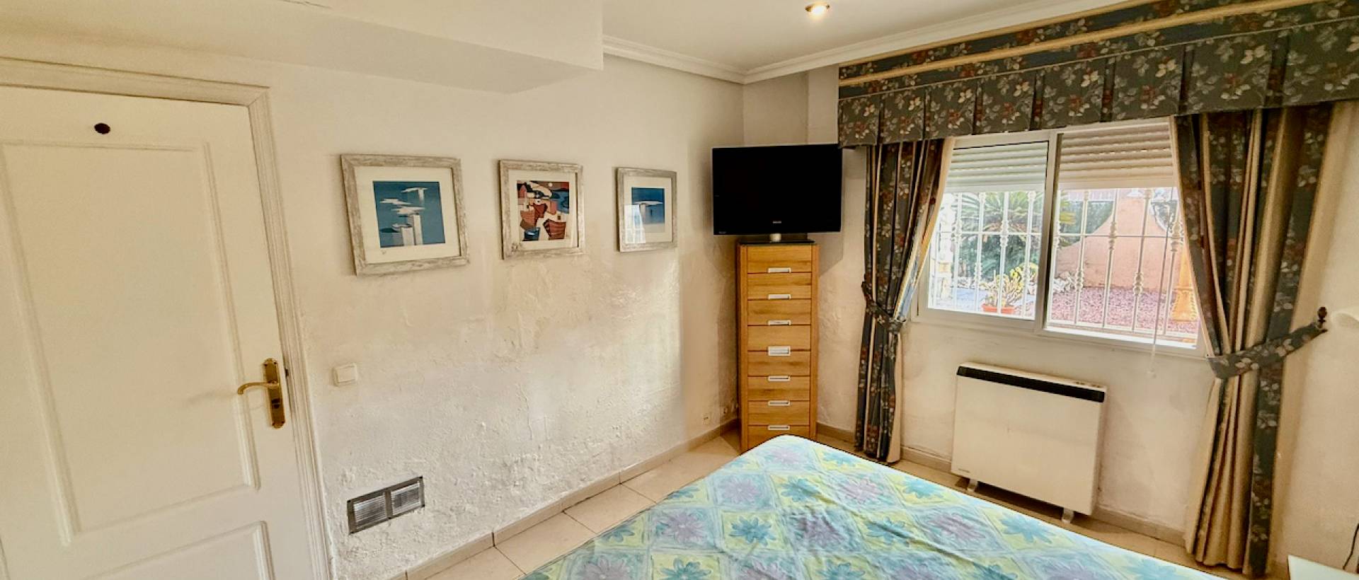 Resale - Villa - Benferri