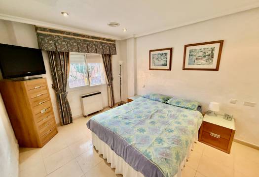 Resale - Villa - Benferri