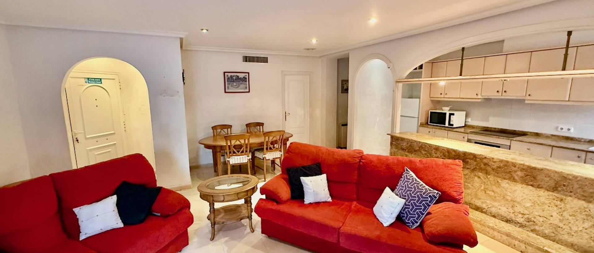 Resale - Villa - Benferri