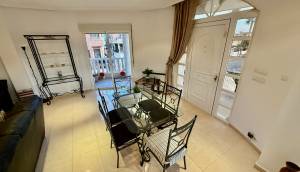 Resale - Villa - Benferri