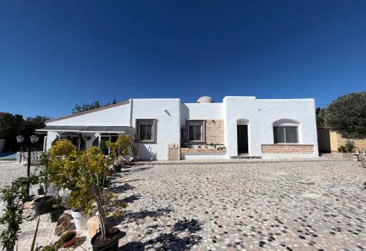 Resale - Villa - Ciudad Quesada