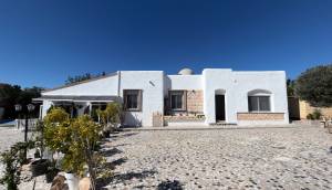 Resale - Villa - Ciudad Quesada