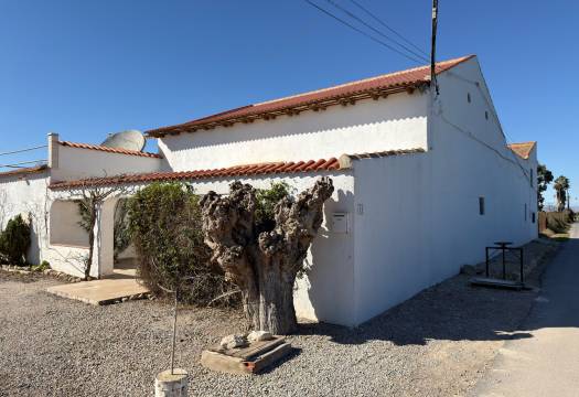 Resale - Finca / Country Property - Rojales