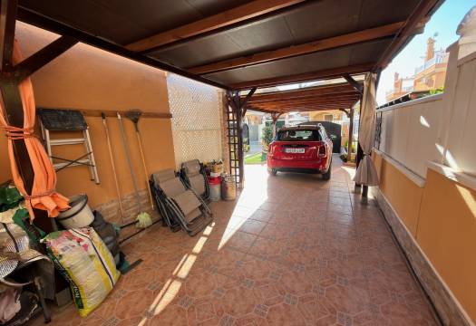 Resale - Villa - Lo Crispin