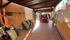 Resale - Villa - Lo Crispin