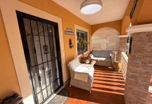 Resale - Villa - Lo Crispin