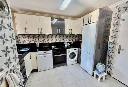 Resale - Villa - Lo Crispin